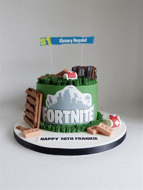 See more ideas about fortnite, boy birthday cake, cakes for boys. Fortnite Battle Royale cake - cake by Angel Cake Design ...