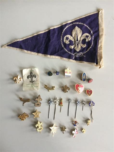 Collection Of Vintage Scout Association Badges And Pins 30 Catawiki