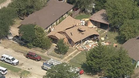 1 Hospitalized With Severe Burns After Fort Worth Home Explosion
