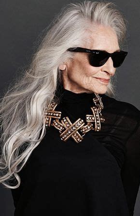 Daphne Selfe Get Great Fashion Tips At Plusstyle Com Wise Women Old Women Strong Women
