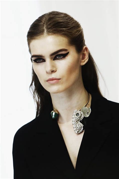 Let The Dior Haute Couture Models Be Your Ultimate Cat Eye Inspiration