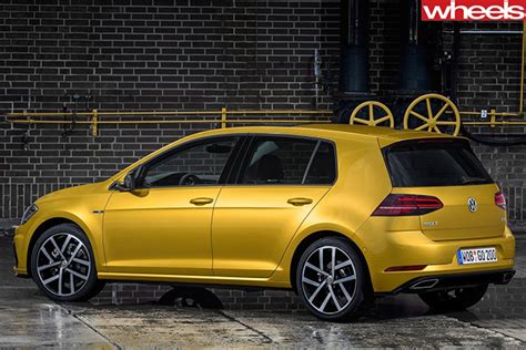 2017 Volkswagen Golf ‘mk75 Brings New Tech New Engines And More Gti