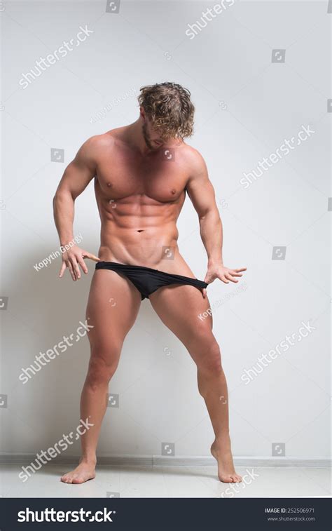 Sexy Very Muscular Male Model Underwear Stock Photo 252506971
