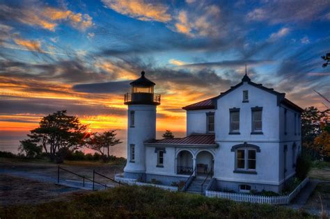 Admiralty Head Lighthouse Sunset Hdr I Noticed Most Of Tod Flickr