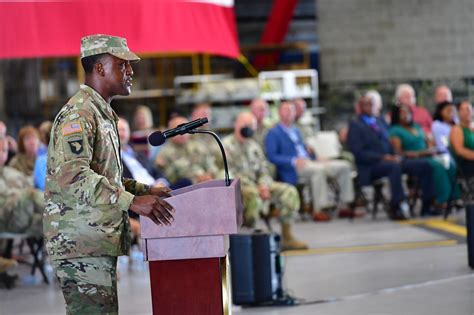 Lawrence Assumes Command Of Sddc Article The United States Army