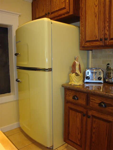 Home Is Where The Heart Is ~buttercup Yellow 50s Style Appliances~