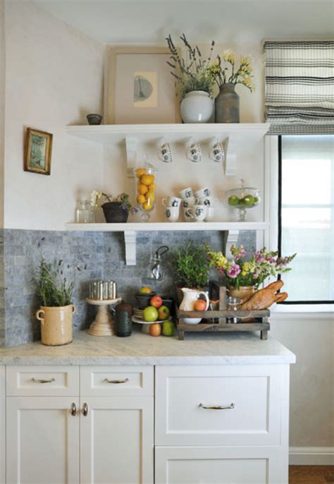 7 budget friendly kitchen decorating tips that barely cost anything. 10 Ideas for Remodeling Your Kitchen on a Budget | Making ...