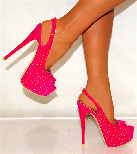 Top 95 Pictures Pictures Of Pink High Heels Updated