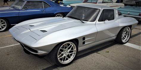 A Look Back At The History Of The Corvette C2 1963 67 Sting Ray