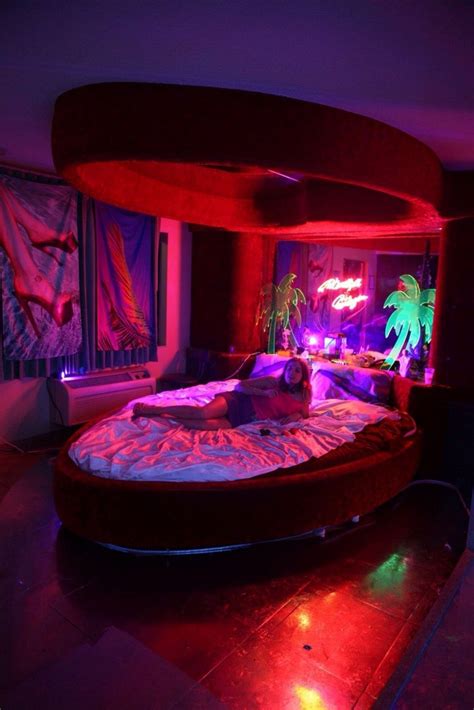 Neon Room And Get Your Led Strip Lights 8 In 2020 Neon Room Dream Rooms King Bedroom Furniture