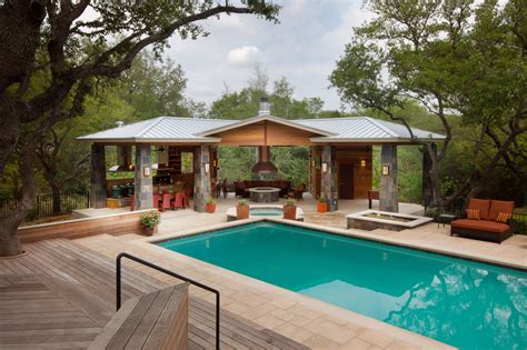 13 Inspiring Pool House With Bathroom Designs Youll Want To Copy