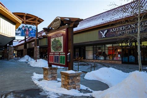 Outlets At Silverthorne Outlet Mall In Denver Colorado Colorado