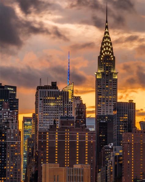 Chrysler Building In Midtown Manhattan At Sunset By Noel Yc
