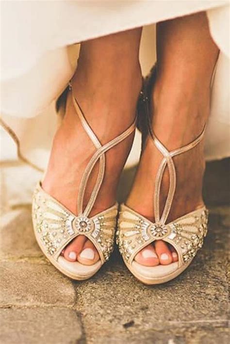 It's your moment and you don't want to sit in a corner because of swollen feet. 21 Comfortable Wedding Shoes That Are So Pretty | Wedding ...