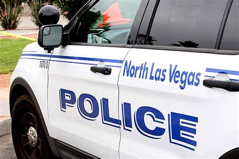 north las vegas swat responds to armed barricade situation las vegas review journal