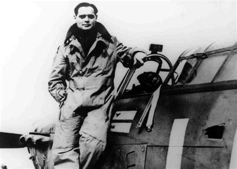 World War 2 History Douglas Bader Legless Raf Pilot Owlcation