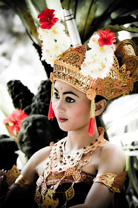 Bali Dancer By F Budiardjo H 500px Balinese Dancer Bali Girls Bali