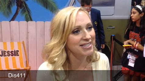 Leigh Allyn Baker Interview At The 2013 D23 Expo Youtube