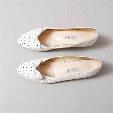1980s Flats White Leather Perforated Bow Flats Size 95 Etsy White