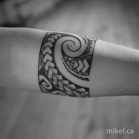 Polynesian Tattoo Artists Polynesiantattoos Maories Tattoo Tatuaje