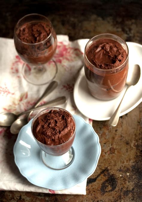 Place a small bowl over the saucepan and add the chocolate, water, espresso and butter and over very low heat, cook everything together just until the. 3 ingredient chocolate mousse in 5 minutes | Drizzle and Dip