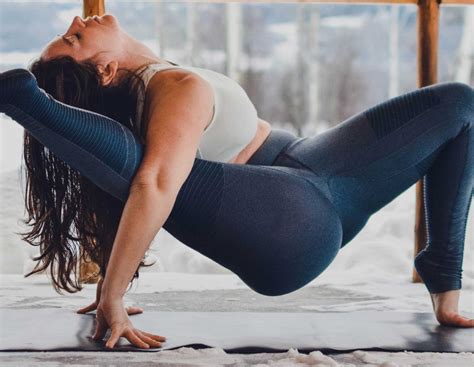 Get In On Alo Instagram Challenges Yoga Everyday Instagram Challenge Yoga Body