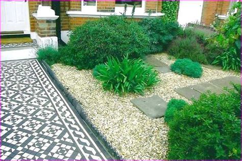 In these areas, your best option may be to use a low maintenance and water savvy mediterranean front garden design such as the idea shown here. Low Maintenance Front Garden Ideas Front Yard Low ...