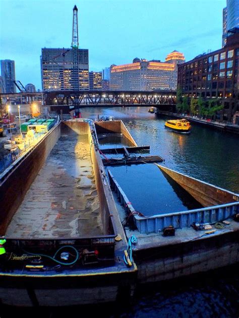 Chicago River Barge A Captivating Year In Photos