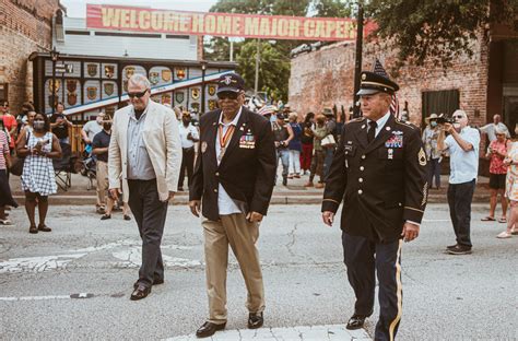 Force Recon Legend Major James Capers Receives Heros Welcome In His