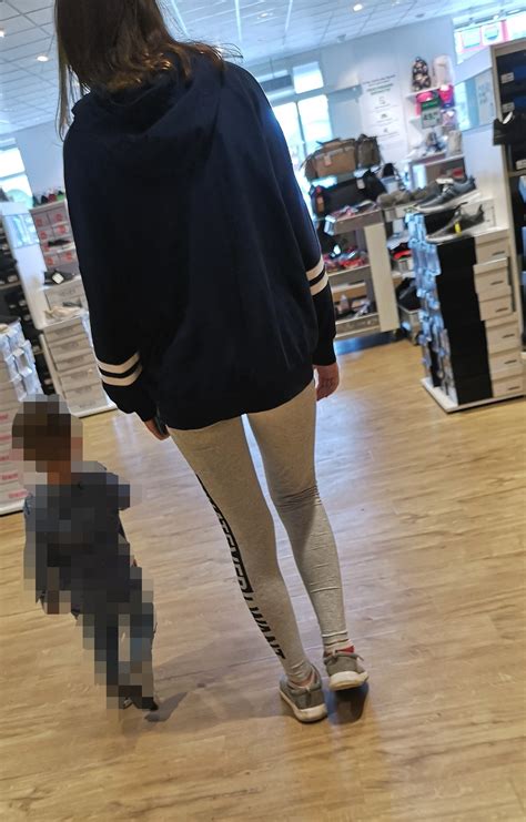 German Creepshots | Free Nude Porn Photos