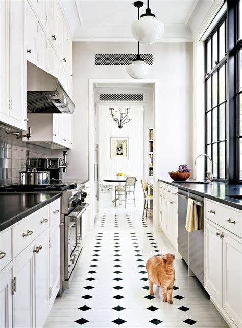 Importé le 20 août 2017. Vous cherchez des idées pour un carrelage noir et blanc ...