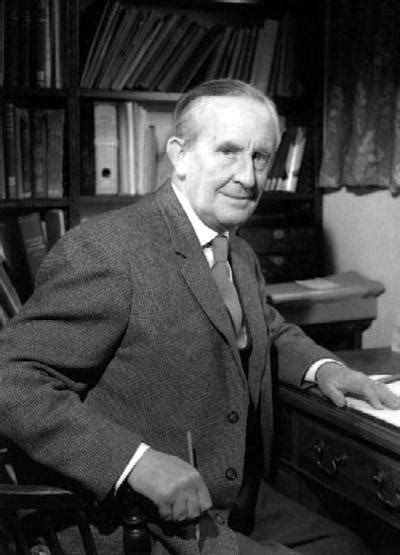 John Ronald Reuel Tolkien Kimdir Hayatı Ve Resimleri