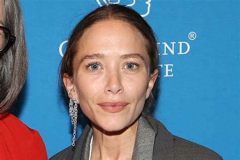Mary Kate Olsen Quit Acting 10 Years Ago And Has A Very Different Job Now