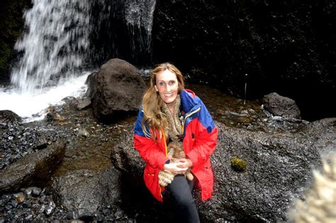 Regína Hrönn Ragnarsdóttir Guide To Iceland