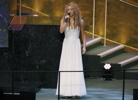 Shakira Puso La Música En La Cumbre De Desarrollo De La Onu