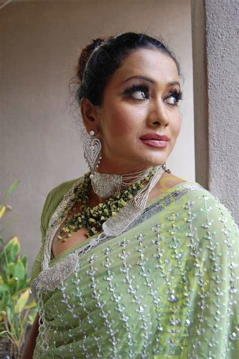 Sri Lanka Actress Anusha Sri Lankan Hot Actress Picture Gallery