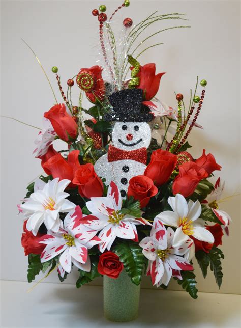 Nocc022 Holiday Christmas Silk Flower Cemetery Cone Vase Arrangement