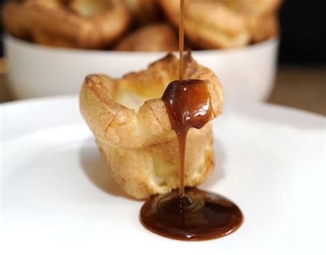 Easy Yorkshire Pudding And Rich Onion Gravy Recipe
