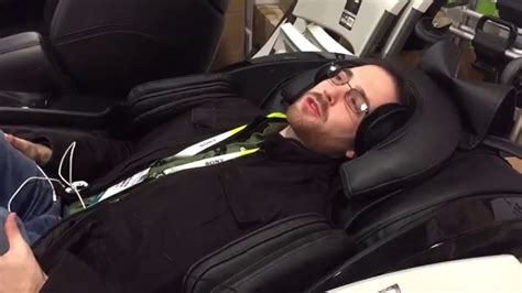 We Try Out A 20000 Massage Chair At Ces2016 Youtube