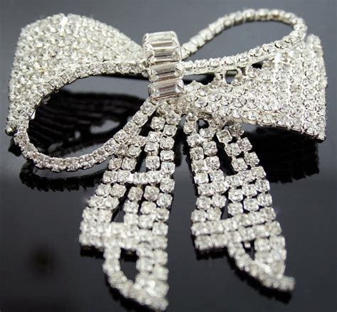 Items Similar To Vintage Bow Pin Sparkly Rhinestone Bow Brooch On Etsy