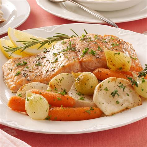 See full list on www.foodnetwork.com Garlic-Butter Baked Salmon Recipe | Taste of Home