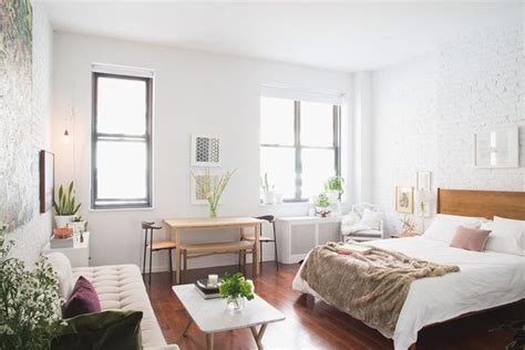 How This Cute Studio Apartment Manages To Look Seriously Spacious New