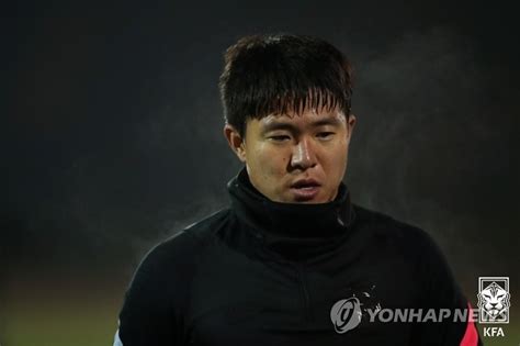 '와일드 카드 생일 선물' 권창훈 5년 전보다 무거운 책임감 alex kim. 원조 '매탄소년단'이 돌아온다..권창훈, 수원 복귀 초읽기