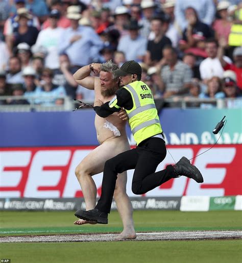 Streaker Runs Onto Cricket Field But Gets Tackled In England S World