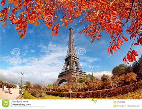 Eiffel Tower With Autumn Leaves In Paris France Editorial Photography