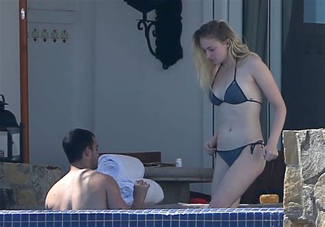 Sophie Turner Sexy 29 Photos Thefappening
