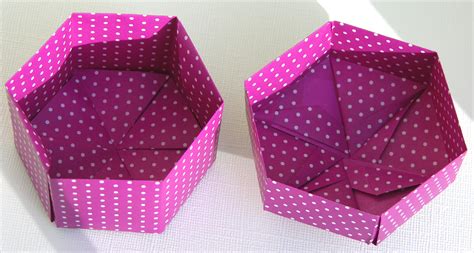 Origami, das basteln mit papier ist nicht nur eine kreative und interessante arbeit, es zeugt auch von einzigartigkeit und einfallsreichtum. Hannas Art: Weitere Origami-Schachteln ...