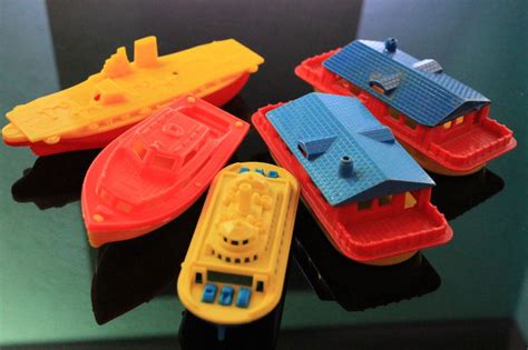 Toy Plastic Boats Wholesale