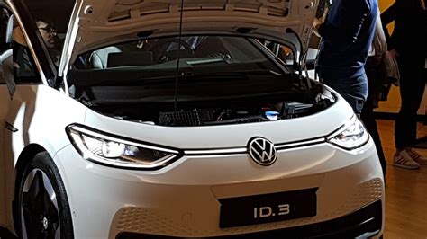 Volkswagen Id3 Premier Essai Vidéo De La Future électrique à Succès