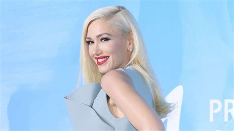 Gwen Stefani Turns 50 Here S How Blake Shelton Is Going All Out For Her Birthday